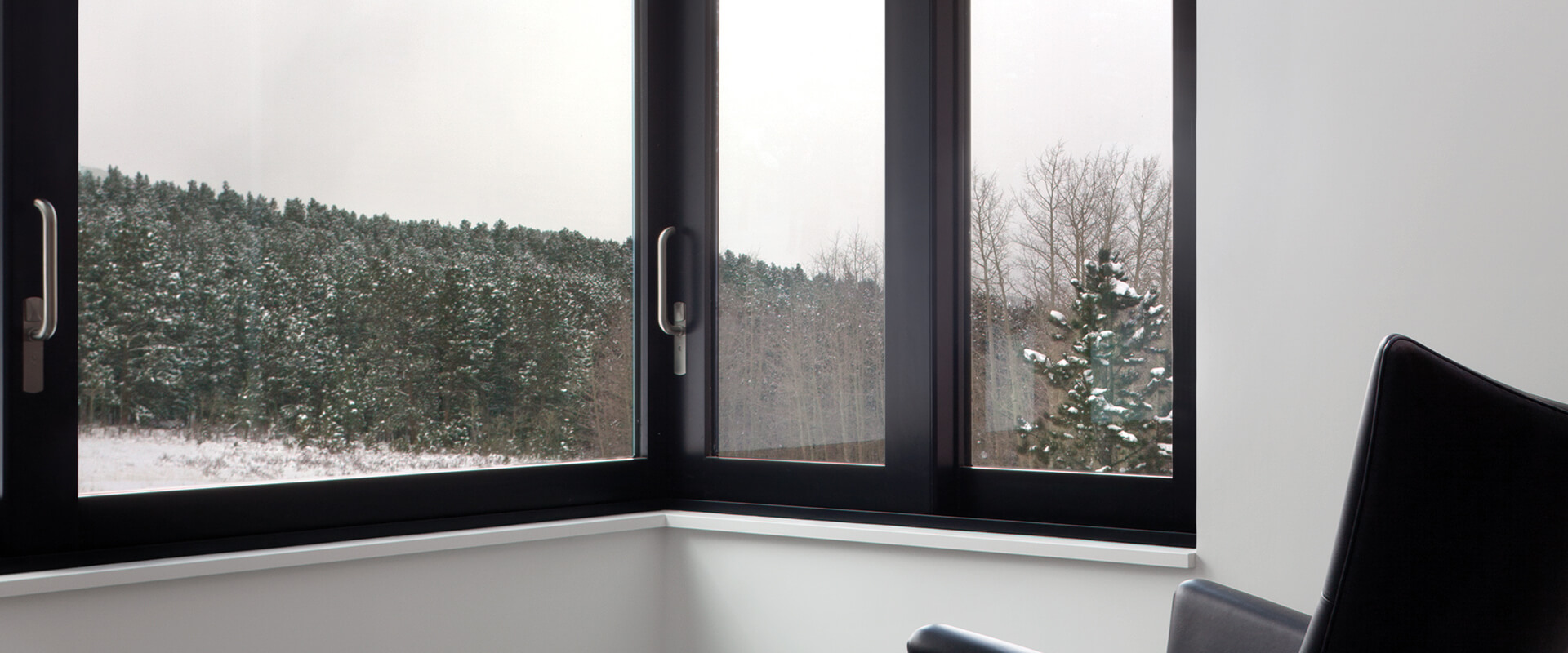 Satin Nickle handle on custom TerraSpan window AC904